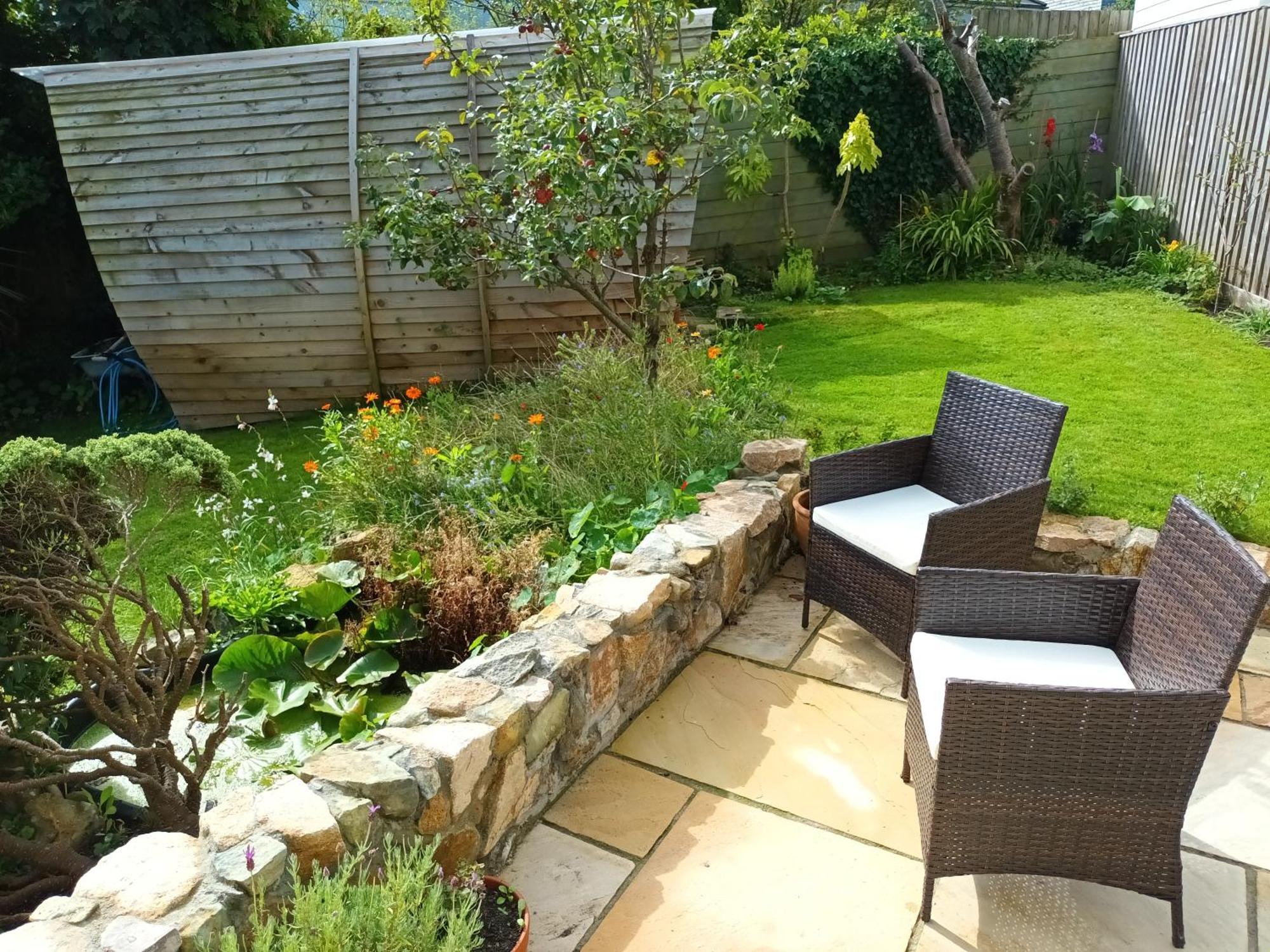 Sunrise! ~ 2 Bedrooms, Garden, Parking, Sea Views St Ives 외부 사진